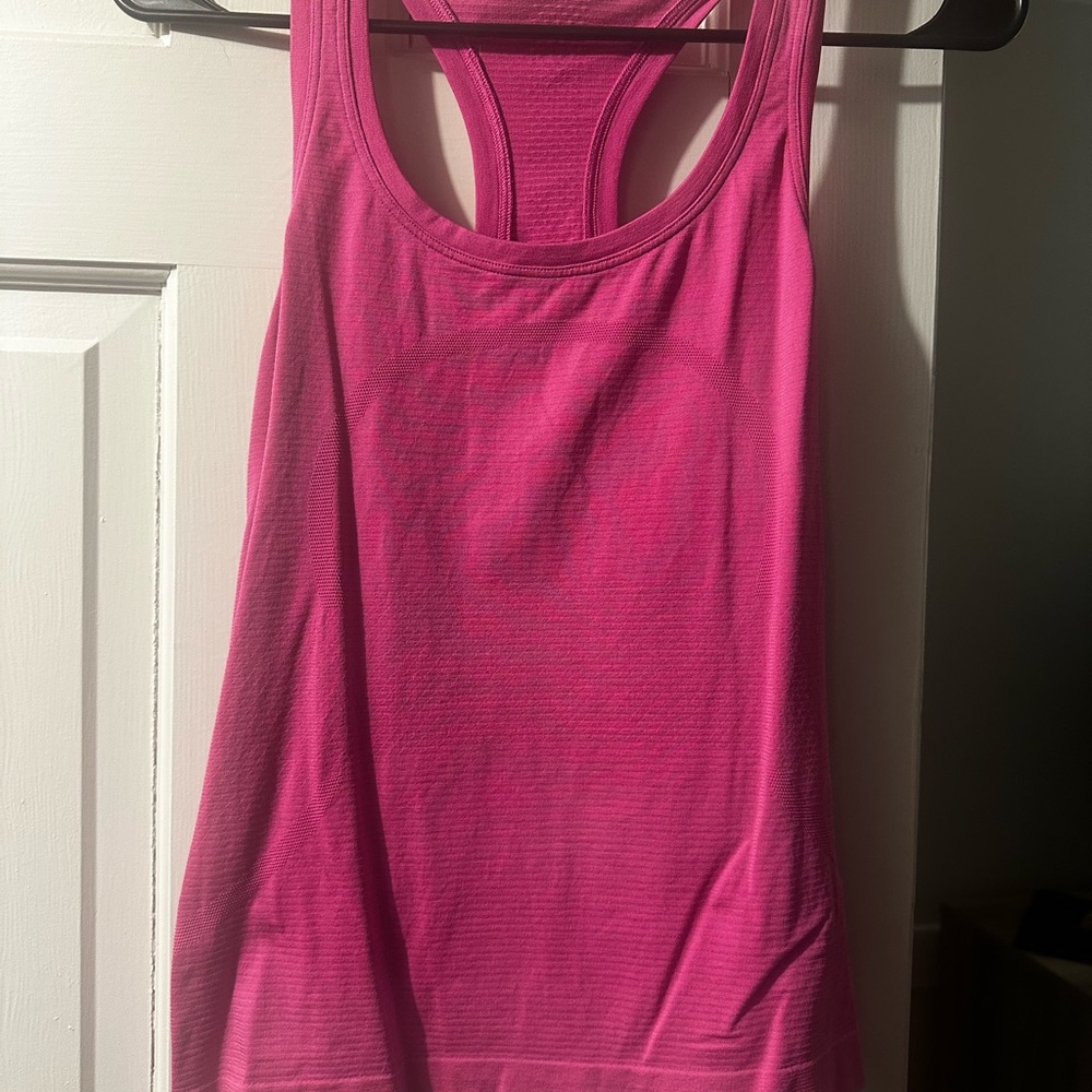 Lululemon Athletica pink Swifly Tech tank waist length